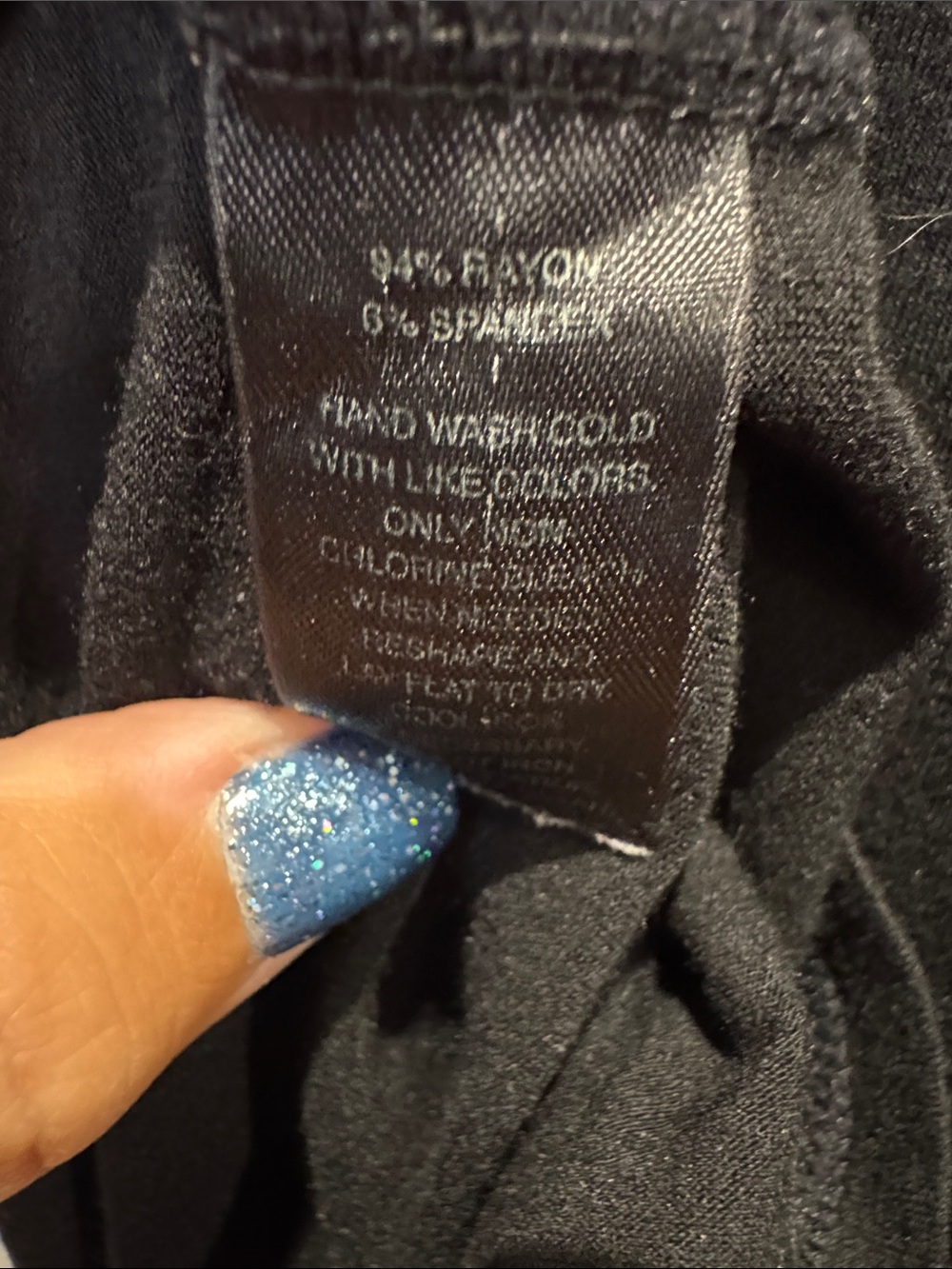 White House Black Market Women's Small Black Scoop Neck Feathered Sequin - Picture 6 of 6